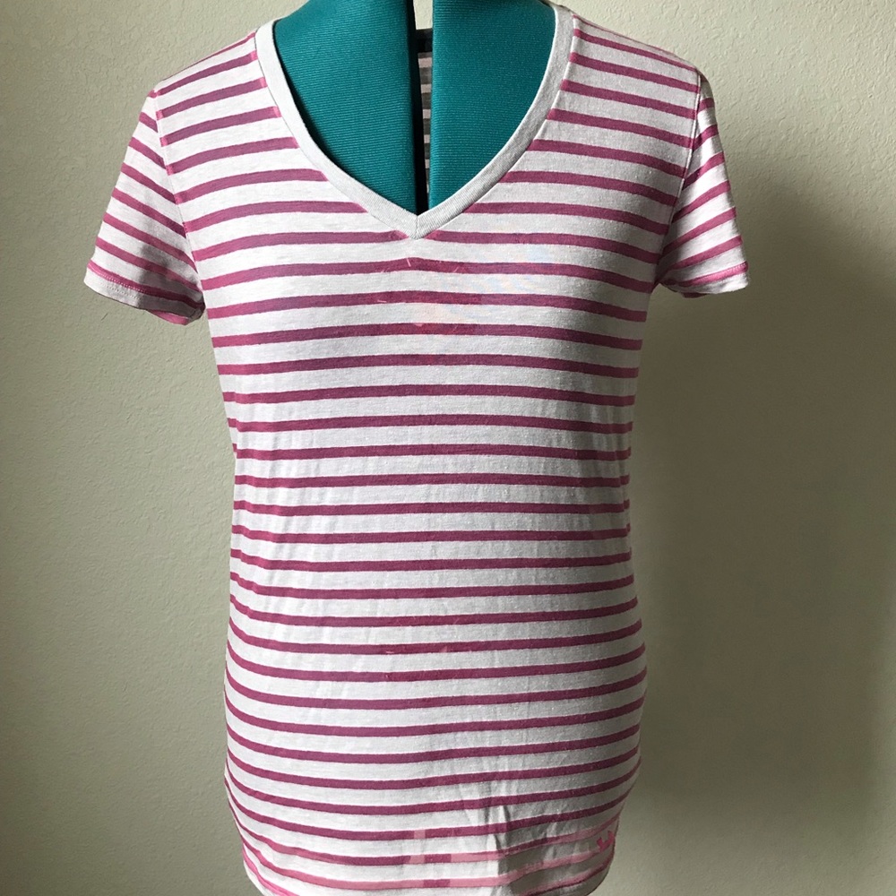 UnderArmour white pink stripe short sleeve tee M/L